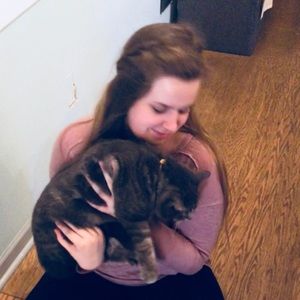 Meet your Posher, Alyssa